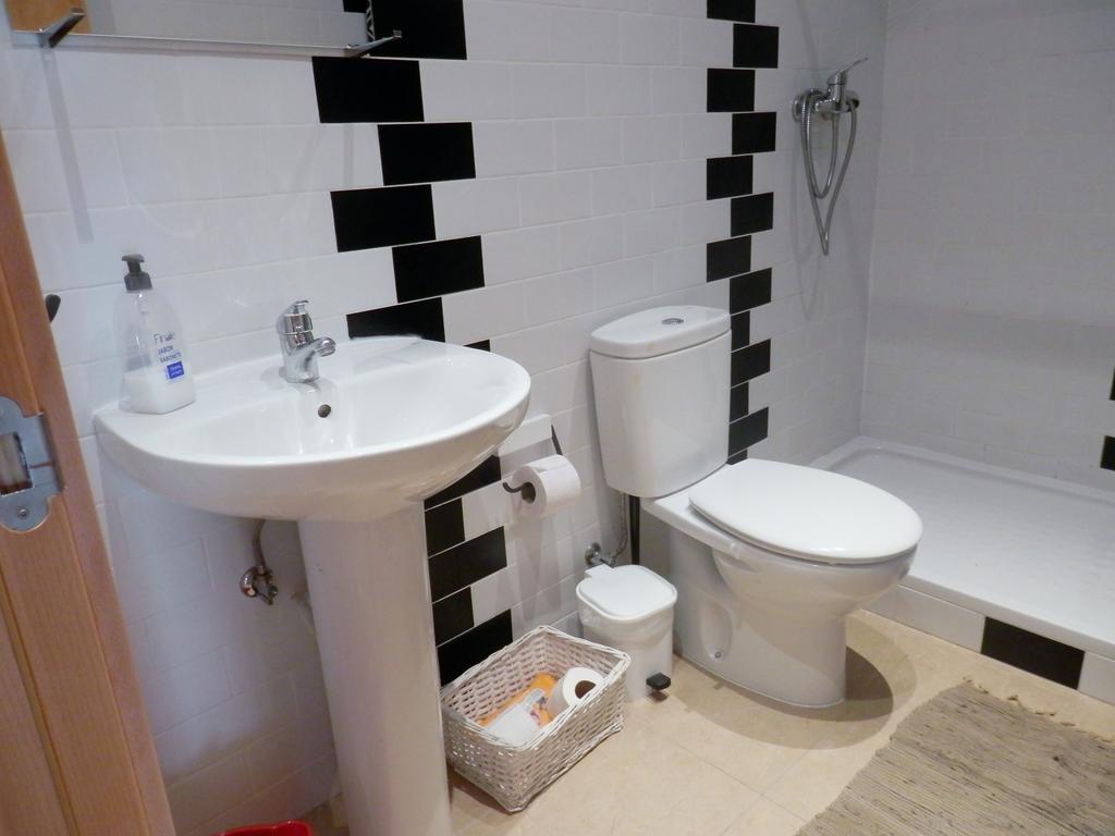 Downtown, Cozy Apartment In ליסבון חדר תמונה