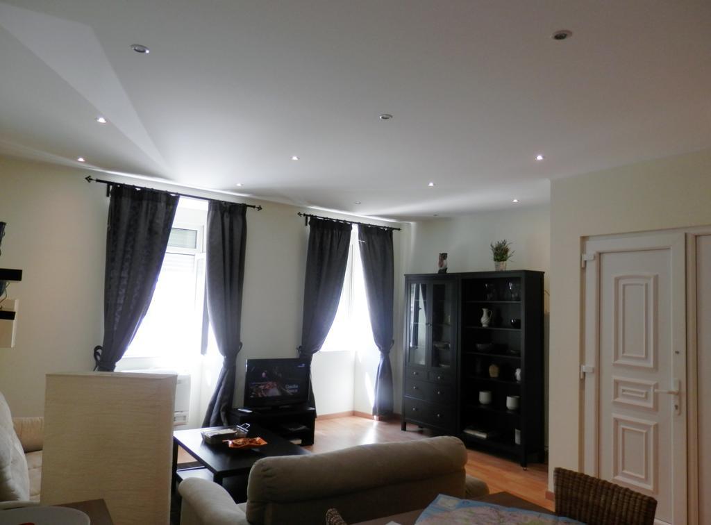 Downtown, Cozy Apartment In ליסבון חדר תמונה
